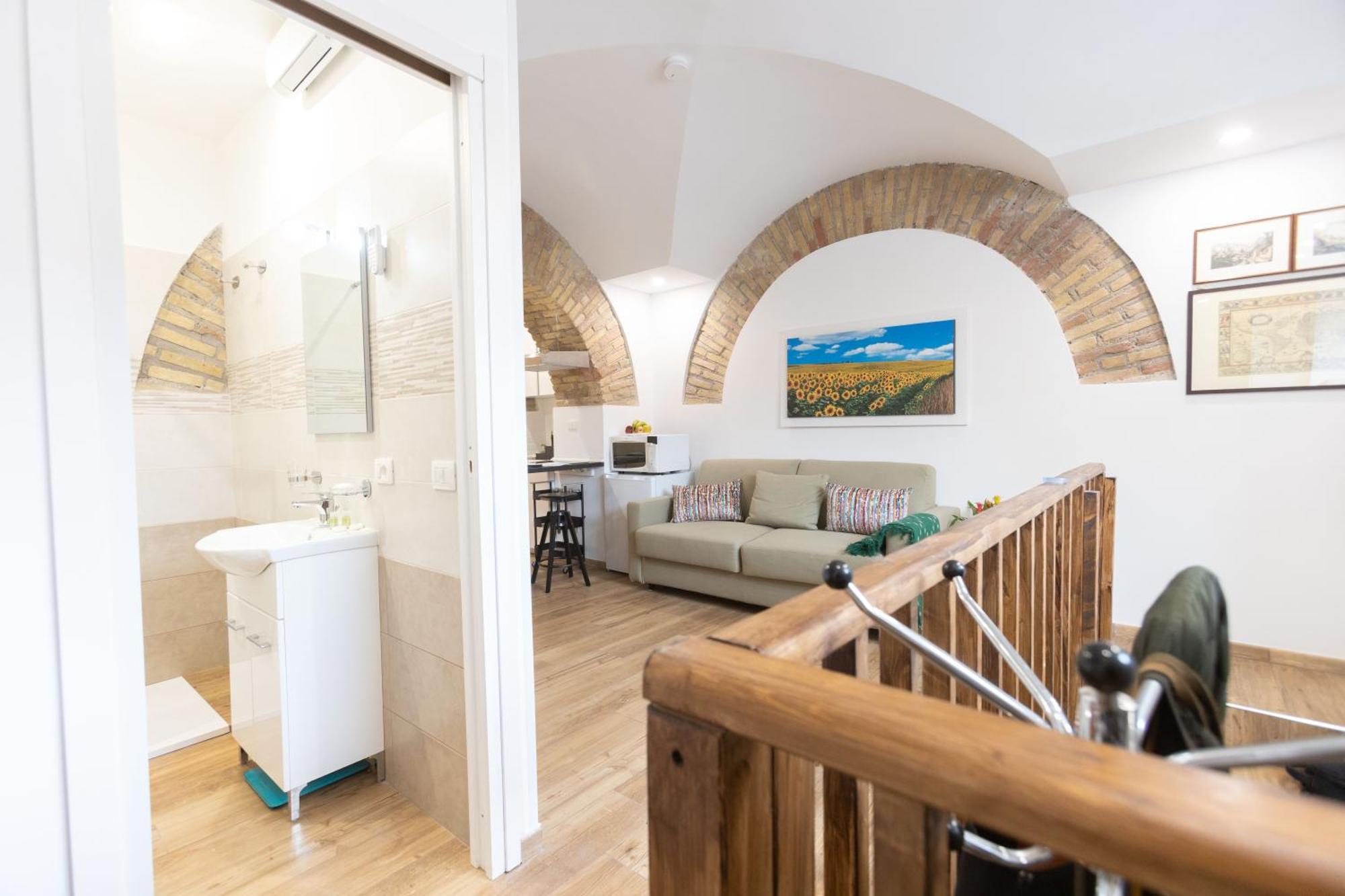 Troppo A Due Passi Dal Colosseo Holiday home Rome